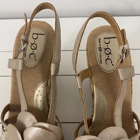 Boc Born Concepts Champagne Metallic Leather Flower Cork Wedge Sandals, Size 11 - Picture 8 of 14
